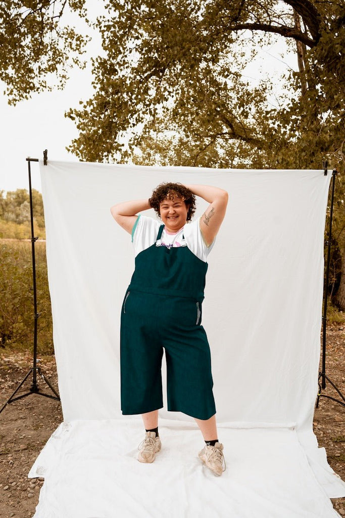 DINGUERIE VELOURS - ASSIAKARA vêtement non genré genderless no gender mode unisexe look androgyne dégenrer degender fashion sur mesure inclusivité inclusif inclusive