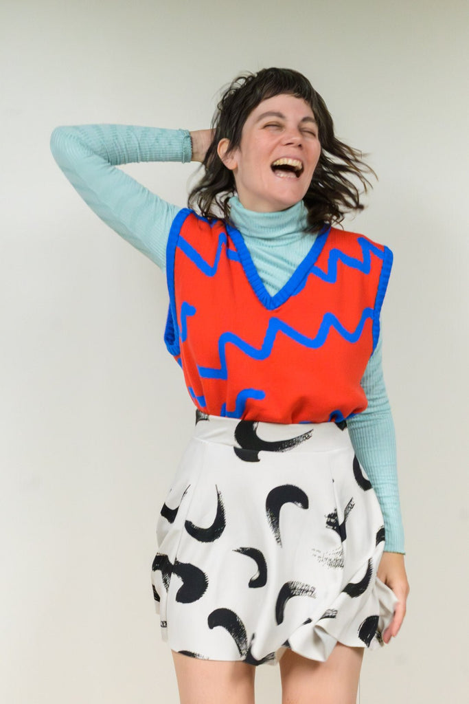 DISSISIT - Le pull sans manches! - ASSIAKARA vêtement non genré genderless no gender mode unisexe look androgyne dégenrer degender fashion sur mesure inclusivité inclusif inclusive