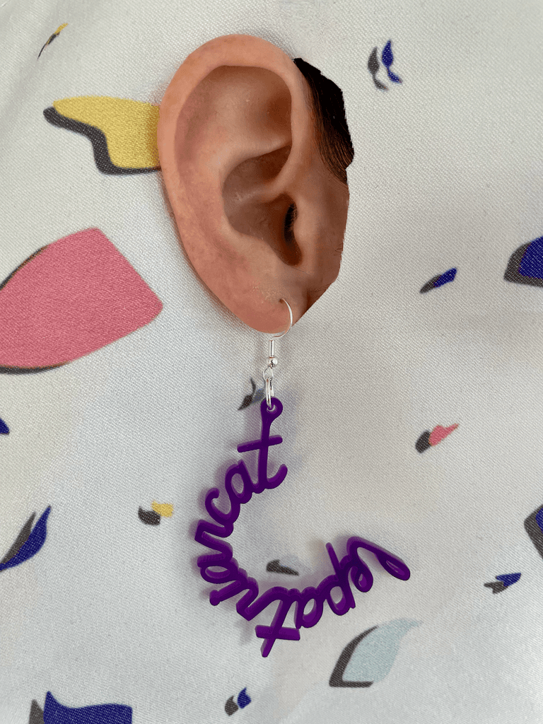 Les TRIPLÉES - un trio de boucles d'oreilles à mélanger! - ASSIAKARA vêtement non genré genderless no gender mode unisexe look androgyne dégenrer degender fashion sur mesure inclusivité inclusif inclusive