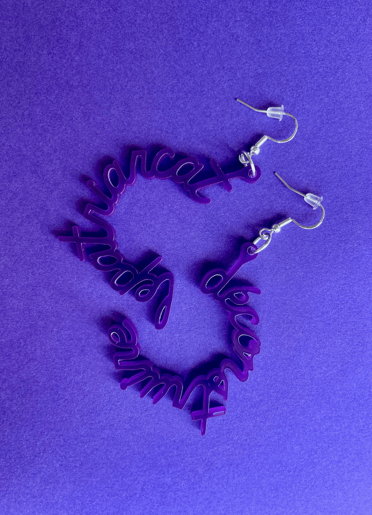 Les TRIPLÉES - un trio de boucles d'oreilles à mélanger! - ASSIAKARA vêtement non genré genderless no gender mode unisexe look androgyne dégenrer degender fashion sur mesure inclusivité inclusif inclusive