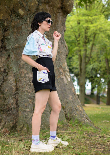 SHOOPS - le short super cool! - ASSIAKARA vêtement non genré genderless no gender mode unisexe look androgyne dégenrer degender fashion sur mesure inclusivité inclusif inclusive