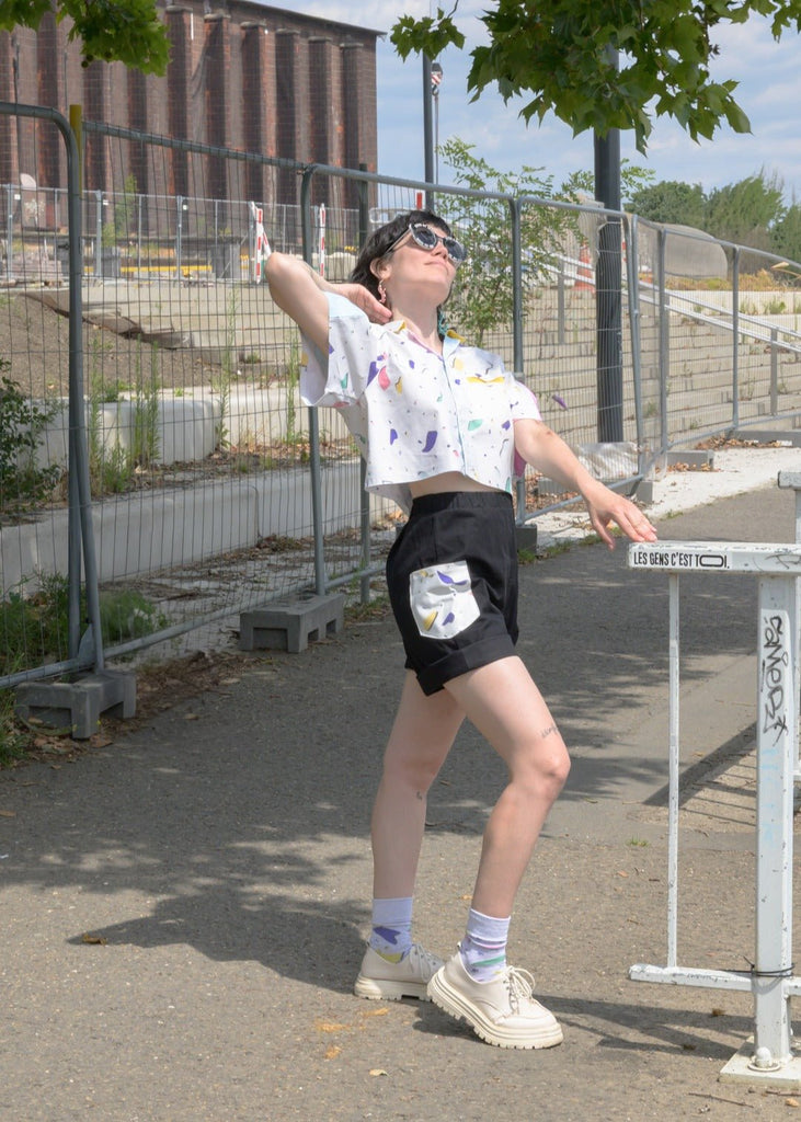 SHOOPS - le short super cool! - ASSIAKARA vêtement non genré genderless no gender mode unisexe look androgyne dégenrer degender fashion sur mesure inclusivité inclusif inclusive